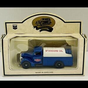 ❤️SOLD❤️Collectible Days Gone Lledo Die Cast 1936 Farm DeliveryTruck Standard